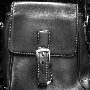 Coach : vintage small cross body bag